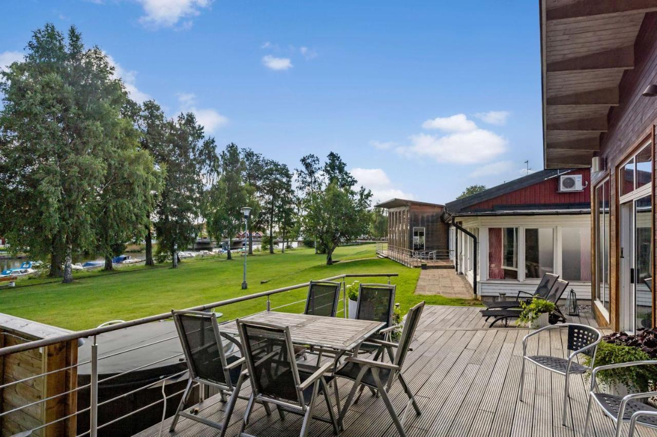 Best Western Hotel Norra Vattern Askersund Bagian luar foto