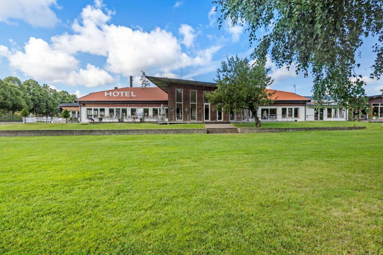 Best Western Hotel Norra Vattern Askersund Bagian luar foto